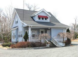 635 Valley Rd, Gillette, NJ 07933