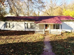 581 E Lindbergh Rd, Nixa, MO 65714