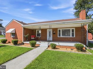 230 Randolph Ave, Front Royal, VA 22630