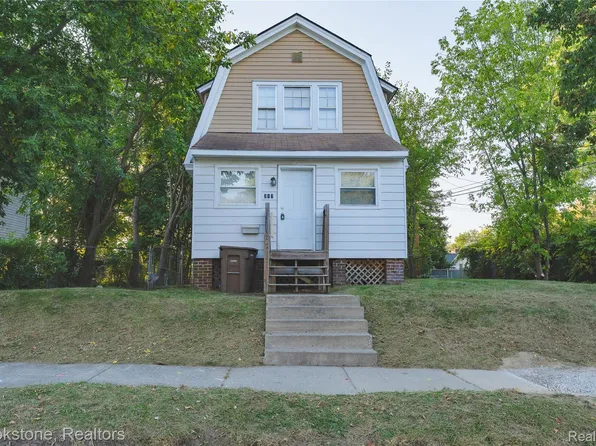 217 Edison St, Pontiac, MI 48342