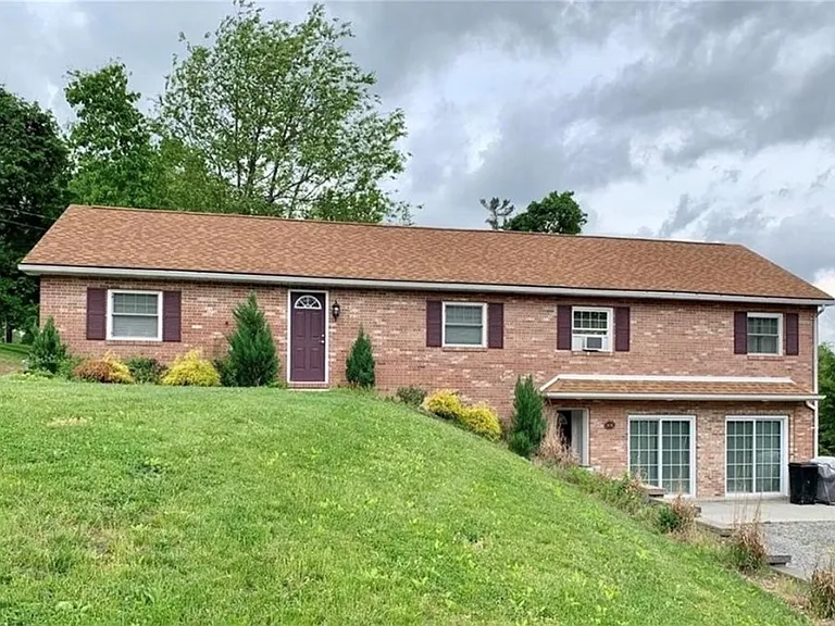 99 Mackall Dr — Photo 1