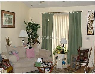 3rd image of 784 Heritage Vista Ave