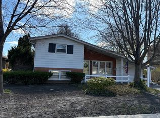 107 S Dwyer Ave, Arlington Heights, IL 60005