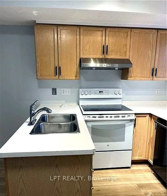 2 bed, $2,500 — Photo 3