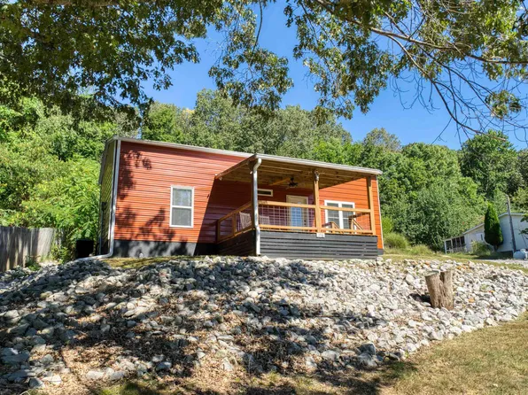 1716 State Route 1271, Kuttawa, KY 42055