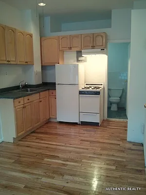 Rented by Authentic Realty | media 36