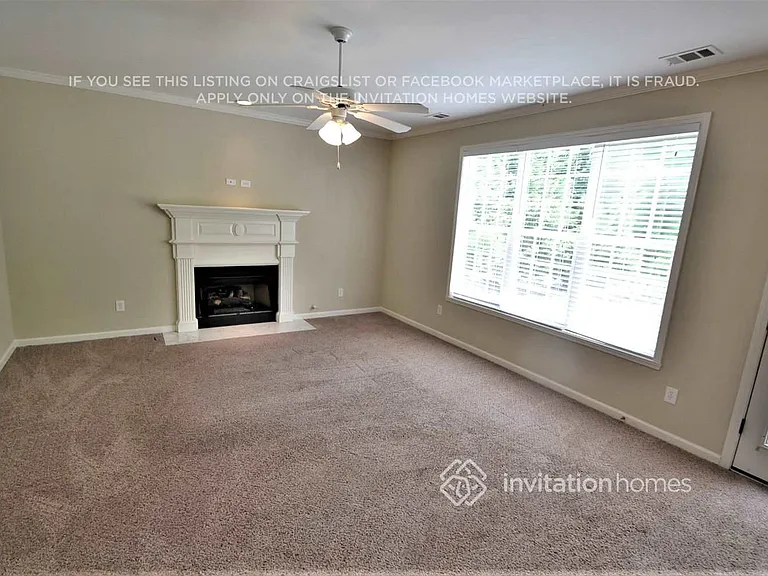 1038 Fountain Lakes Ct — Photo 3