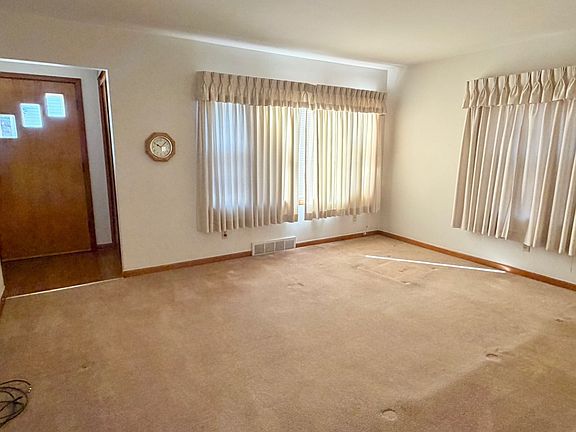 2nd image of 719 12th St