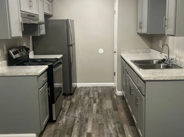 Meadowbrook Apartments, 683 N Haney Ave #6201, Reedley, CA 93654