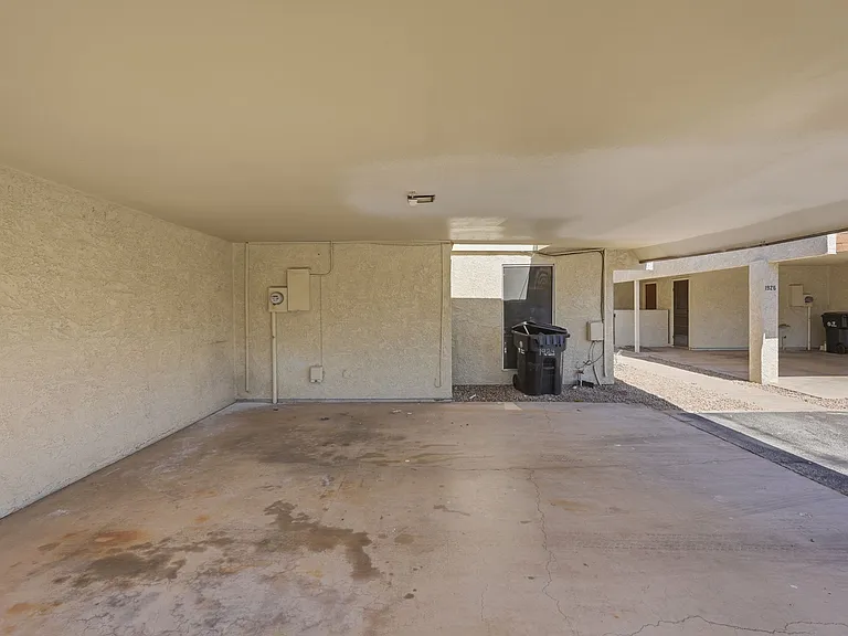 1924 E Duke Dr — Photo 35