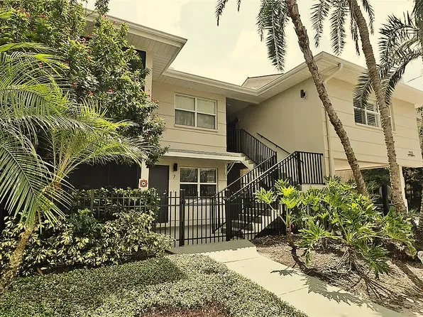 555 3rd St N APT 7, Saint Petersburg, FL 33701