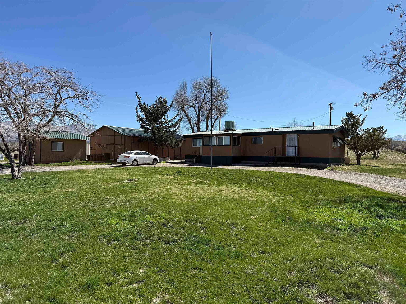 437 150th Hwy #395 photo 1