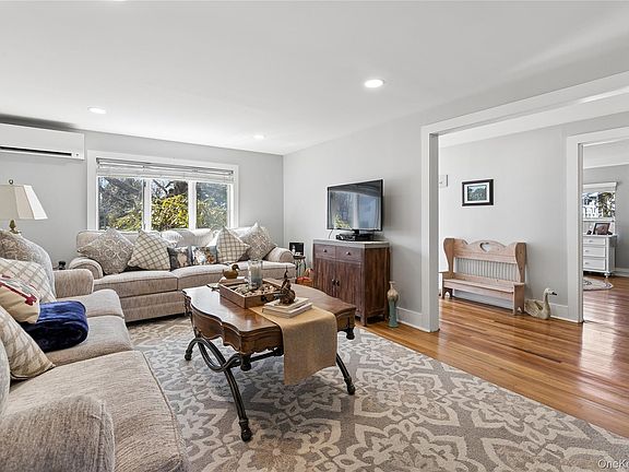 5th image of 20 Mitchell Road