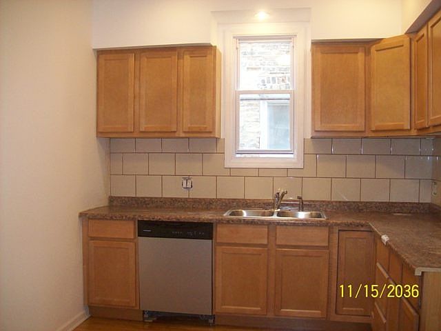1st image of 1138 N Kedvale Ave