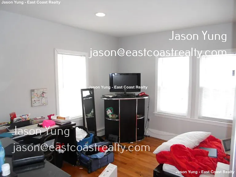 32 Long Ave — Photo 13