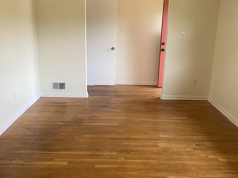6215 Auth Rd — Photo 11