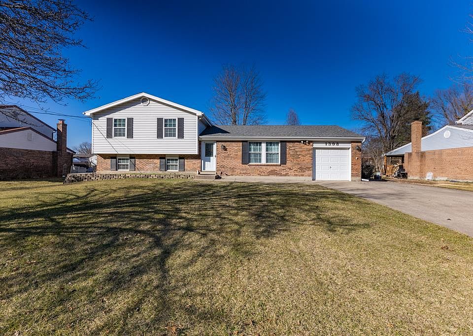 1st image of 1398 Finch Ln