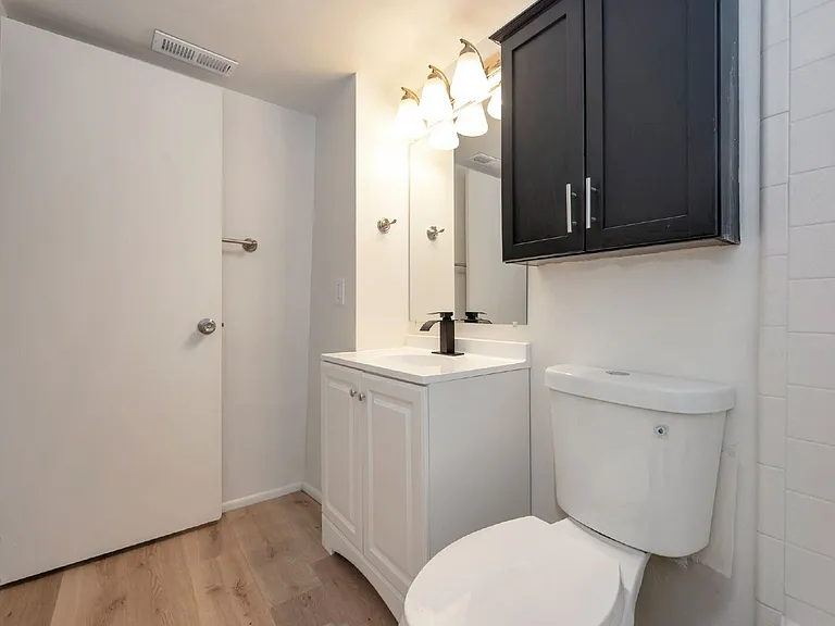 1356 E Merritt Cir — Photo 18