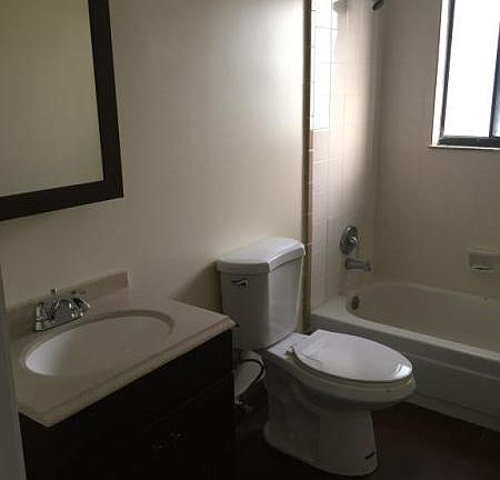 5th image of 950 Bungalow Ave APT 2
