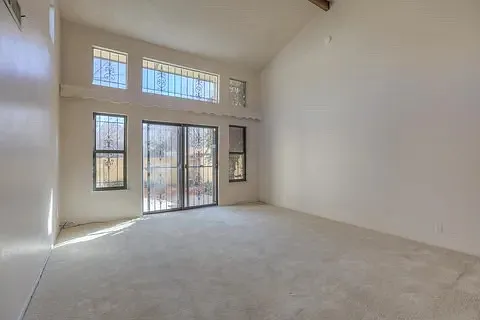 618 Meadow Green Ct SE — Photo 10