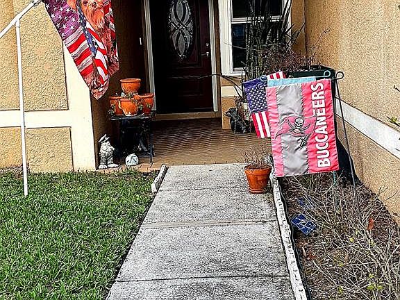 3rd image of 30913 Bridgegate Dr
