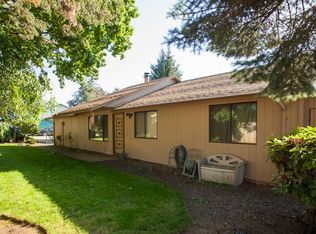 17945 Bluff Rd, Sandy, OR 97055