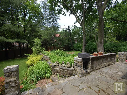 Sold by Halstead Real Estate | media 3