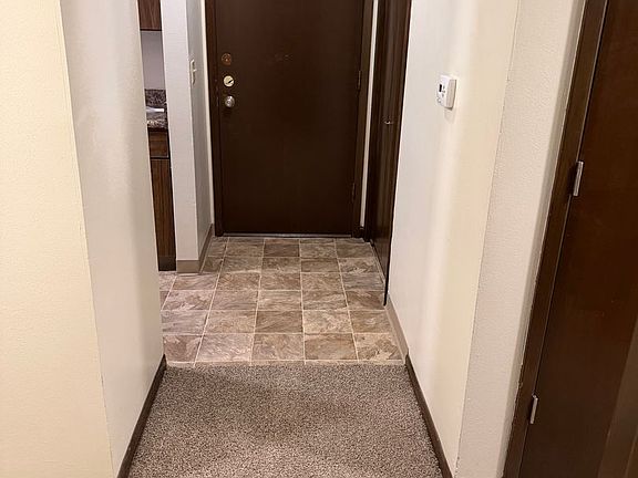 2nd image of 5012 Ingersoll Ave #202