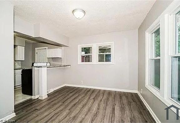 2nd image of 233 Sobul Ave