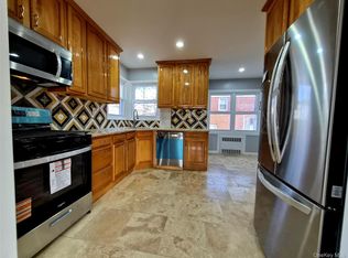 8019 Utopia Parkway, Jamaica Estates, NY 11432