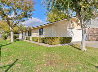 360 W Pinedale Ave, Pinedale, CA