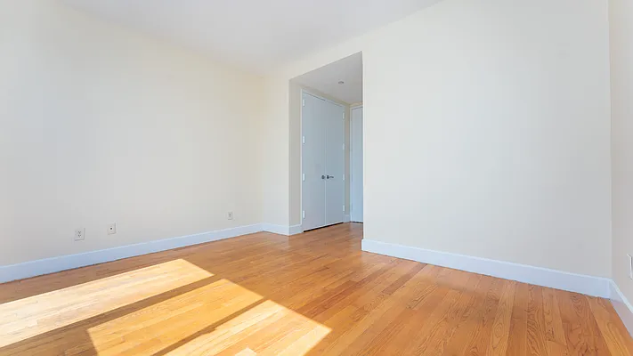 Rented by Nooklyn NYC LLC | media 19