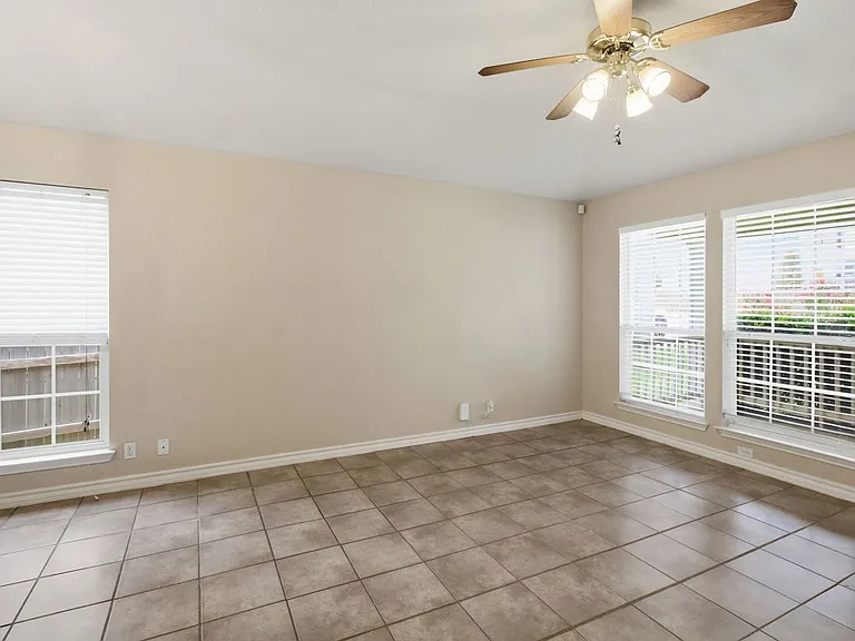 1810 Mountain Star — Photo 4