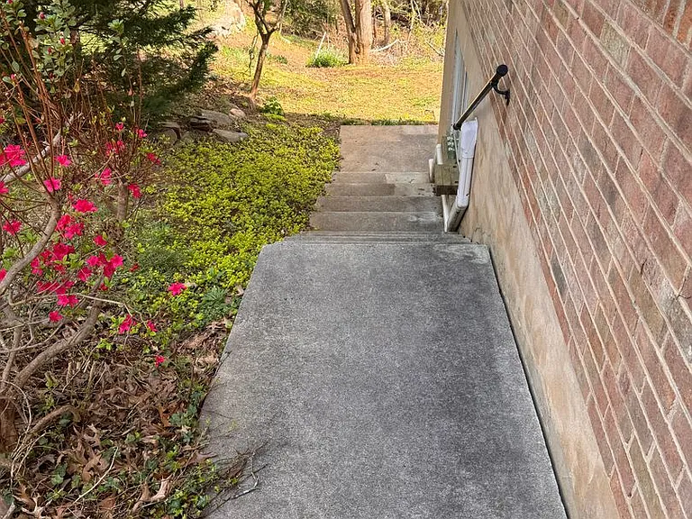 80 N Princeton Cir — Photo 23