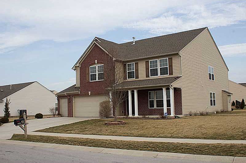 1st image of 8210 Oakley Ln