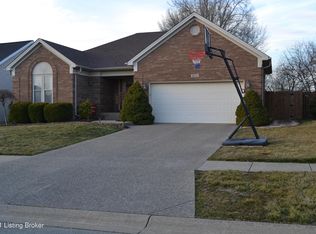 6613 Evening Tide Ct, Louisville, KY 40272