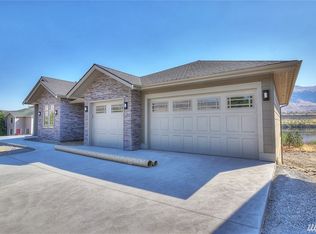 5042 Hurst Landing Rd, Rock Island, WA 98850