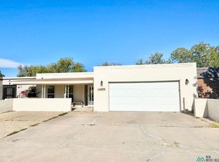 1711 Live Oak Pl, Carlsbad, NM 88220