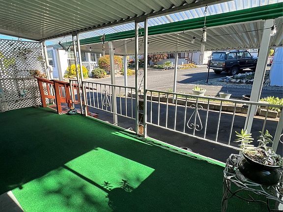 5th image of 1200 Lincoln Street #309