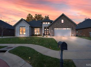 120 Knights Bridge Ln, Edwardsville, IL