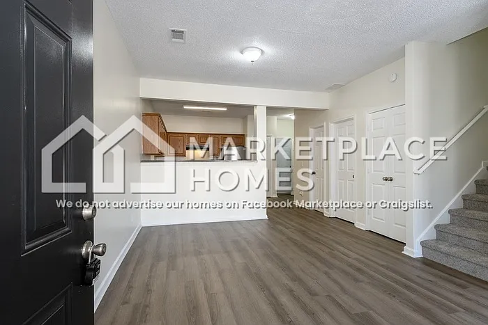 11352 Michelle Way — Photo 3