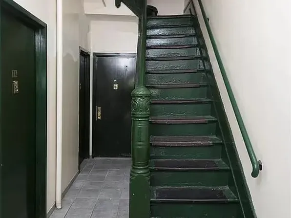 573 West 183rd Street image 2 of 6