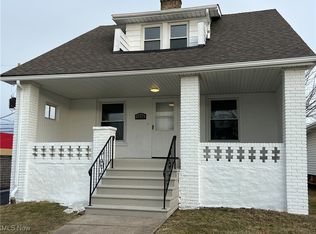 1515 Fruitland Ave, Mayfield Heights, OH 44124
