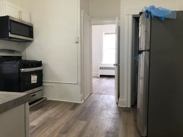 204 Bidwell Avenue image 1 of 7