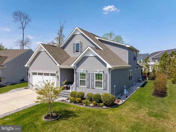 8 Old Forge Dr, Ocean View, DE 19970