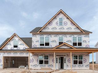 145 Gladstone St, Raeford, NC 28376