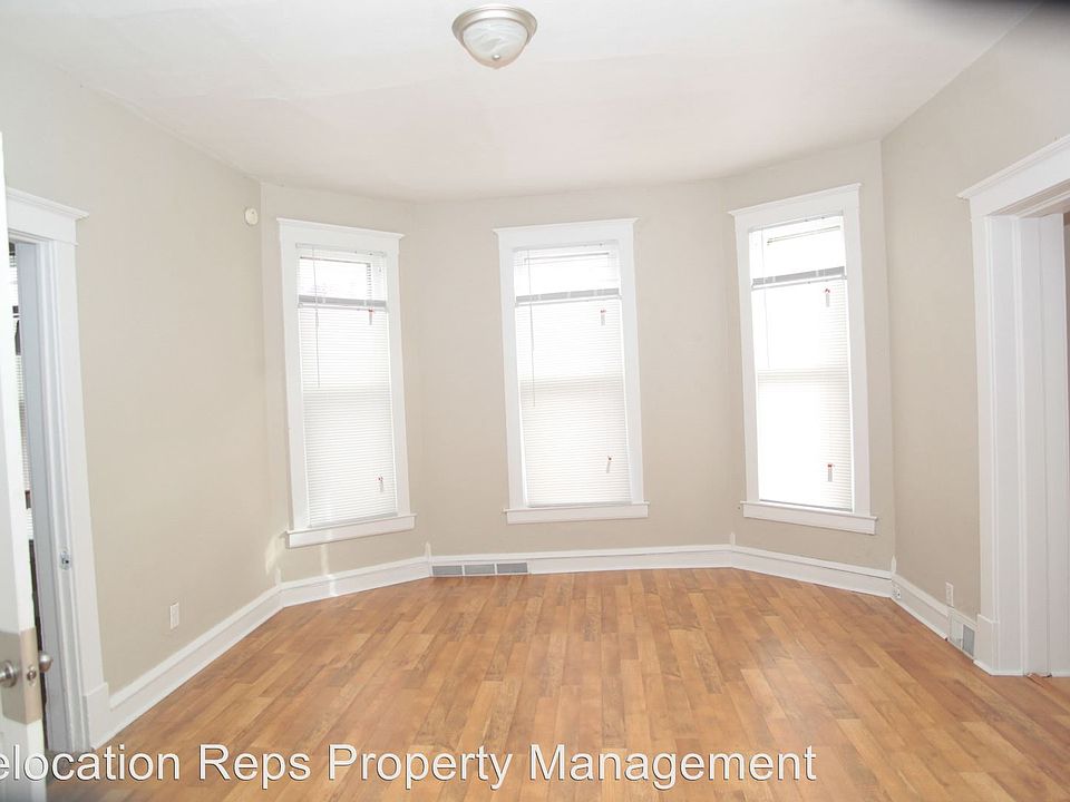 SW 2717 RI 2717 8th Ave Rock Island IL Zillow