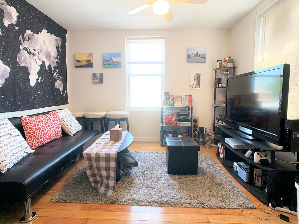 1st image of 2731 Brown St #3F