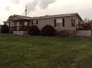 593 Oak Knob Rd, Lafayette, TN 37083