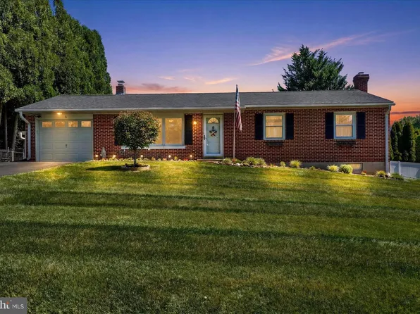 6 Washington Rd, New Freedom, PA 17349